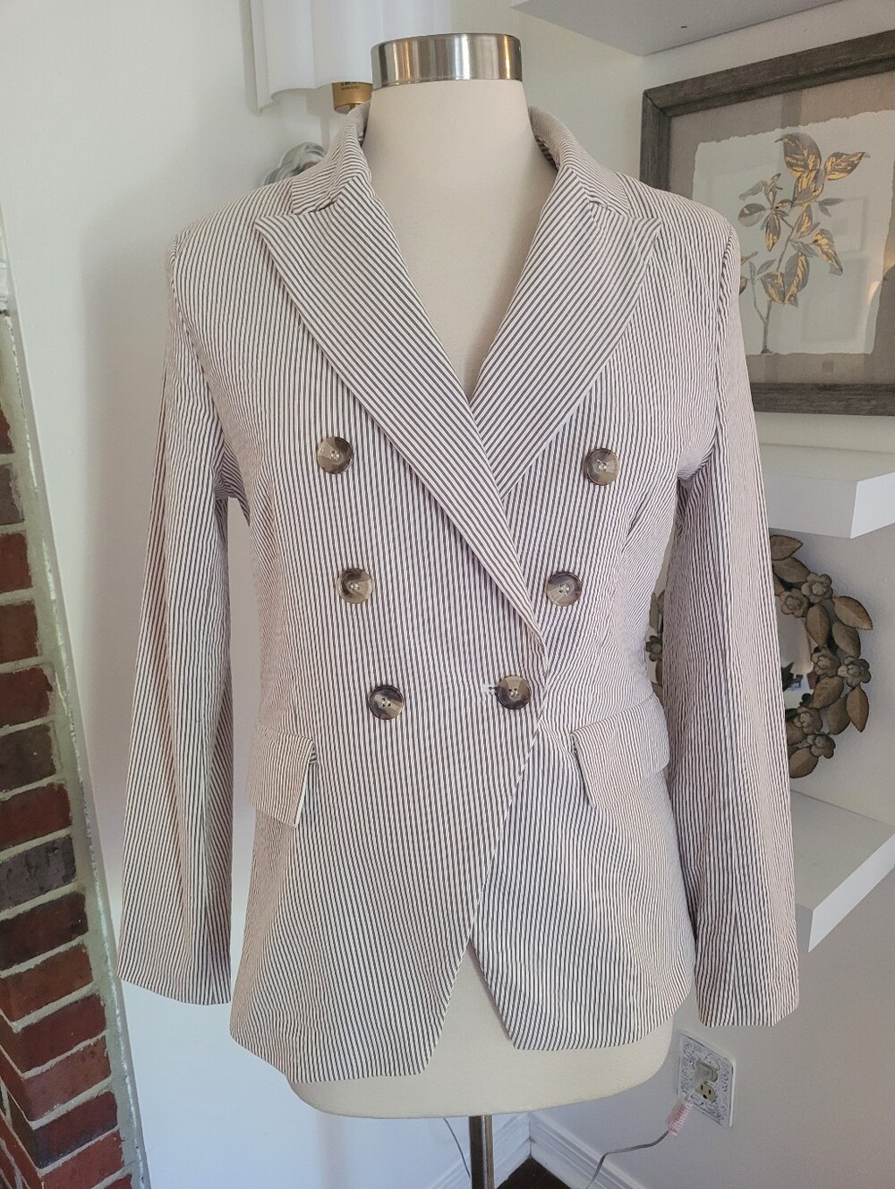 Maison D' Amelie Women's Double-Breasted Seersucker Blazer - White/Brown Stripe